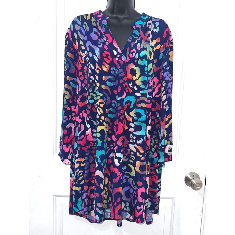 Honeyme Curvy Multi Colored Leo print Gabby style top
